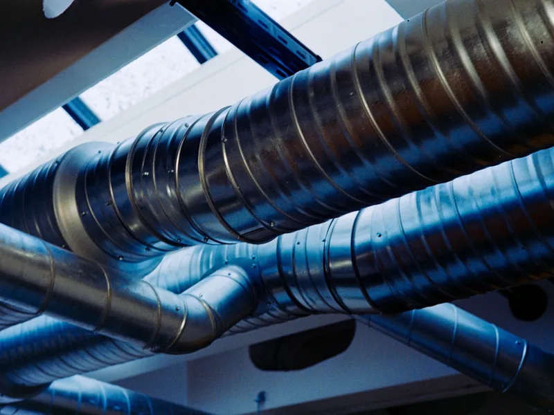 Réseau de gaines de ventilation mécanique — Essonne