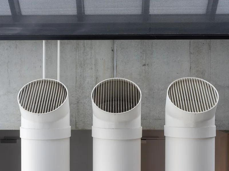 Réseau de gaines de ventilation mécanique — Allier
